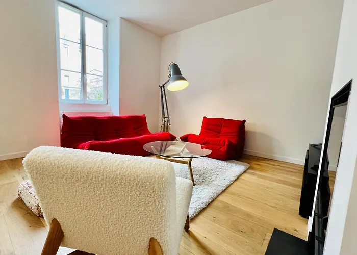 Liv Homes Apvril גרנובל
